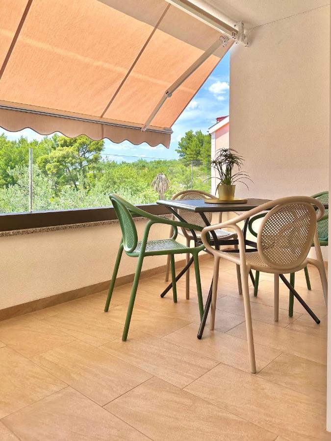 Tinel Boutique Apartment Promajna Exterior foto